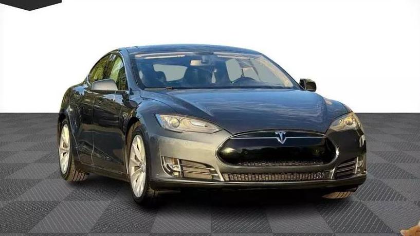 TESLA MODEL S 2013 5YJSA1DN8DFP28982 image